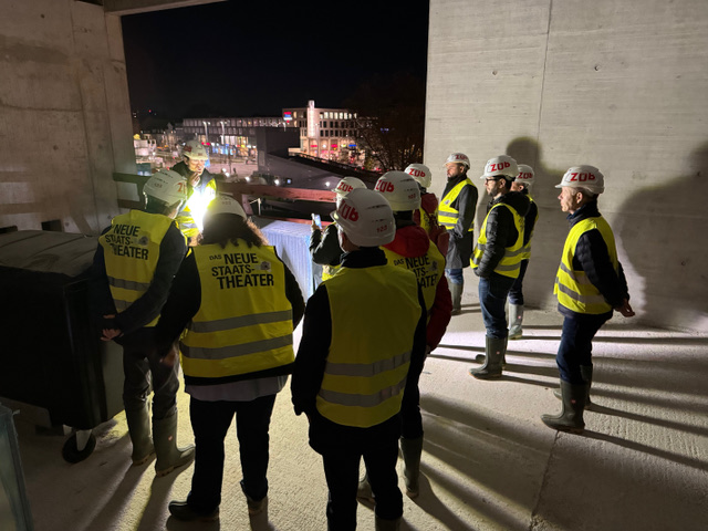 Baustellenbesichtigung Theater